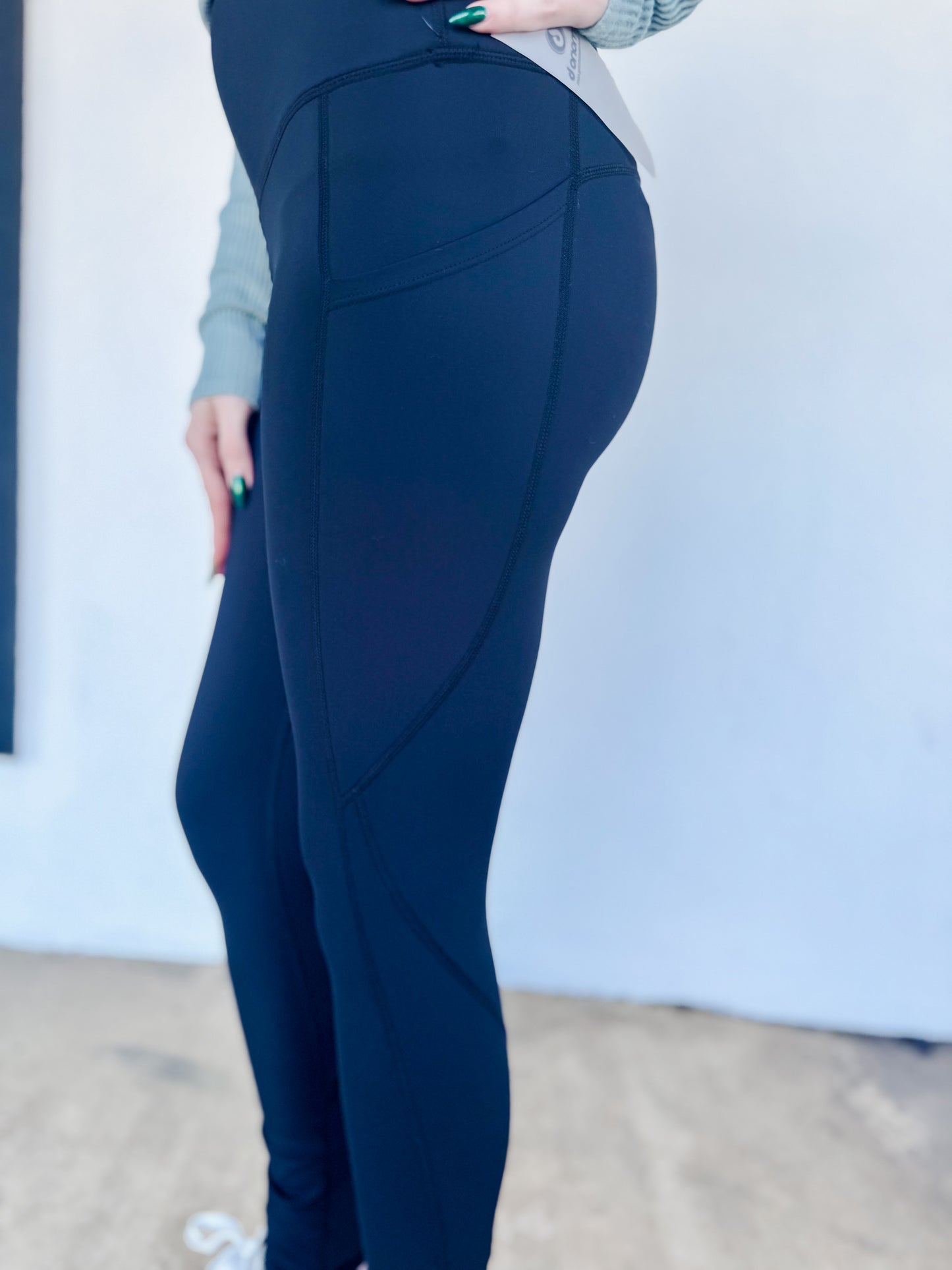 High waisted leggings