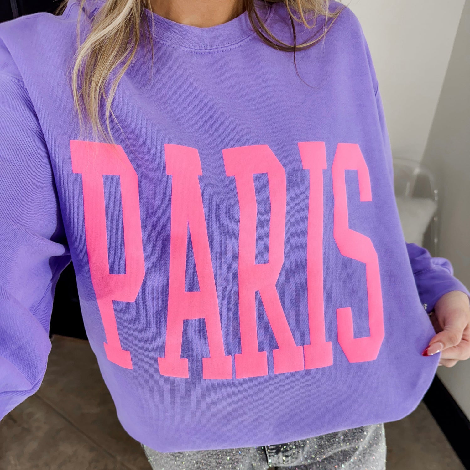 Women’s boutique tops from RoKo — trendy blouses, tees, and tanks for every season.