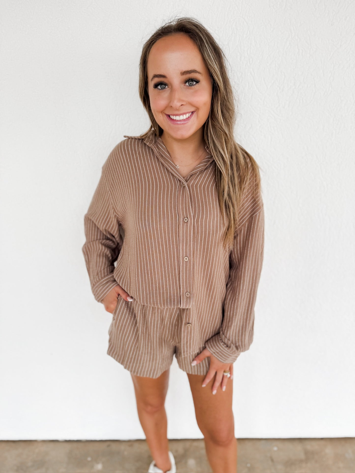 Brown stripe set