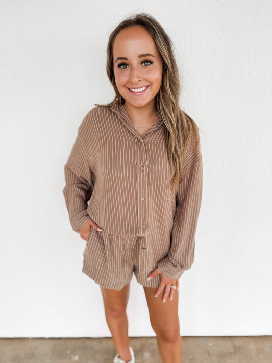 Brown stripe set