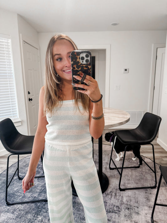 Striped set