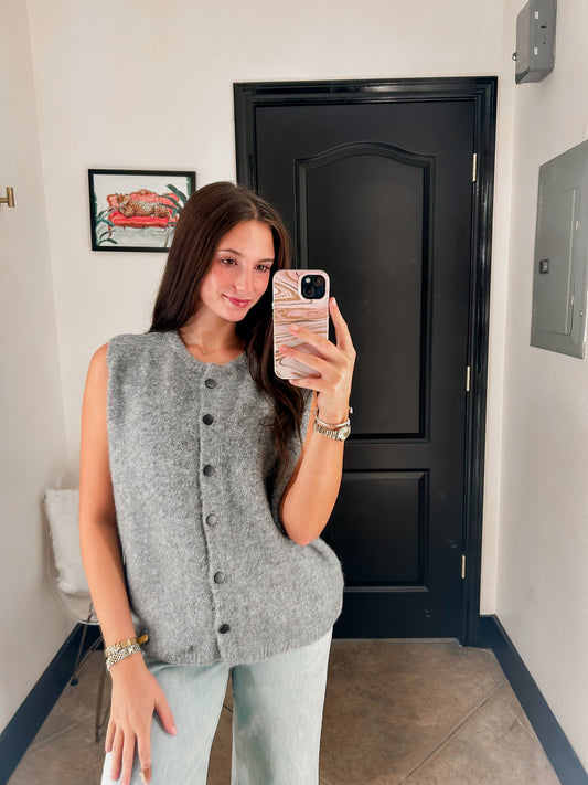 Button Sleeveless Top