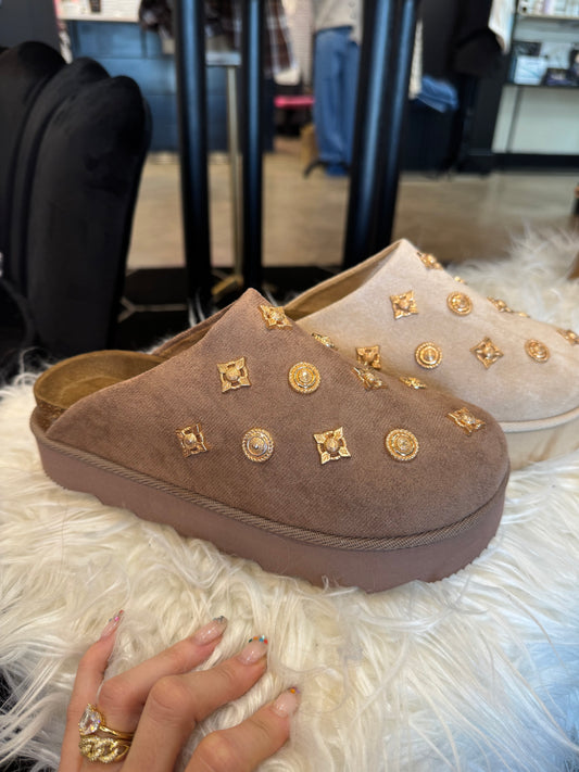 claires-favorite-embellished-slip-on-roko-boutique-paris-texas