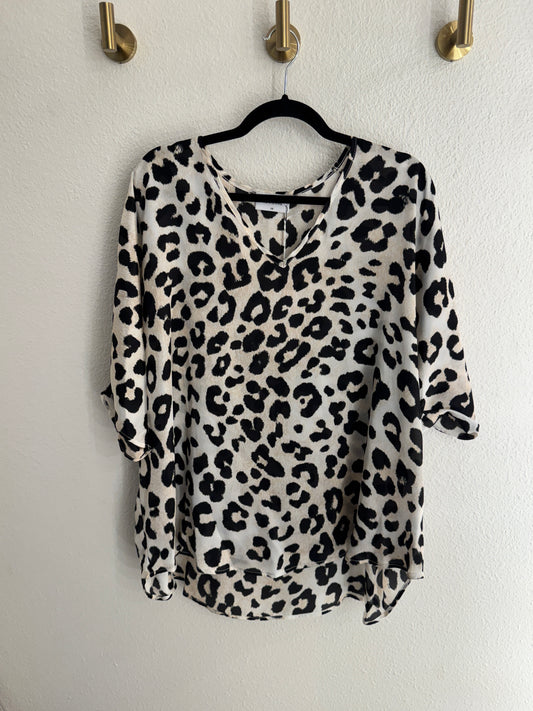 Leopard oversized top