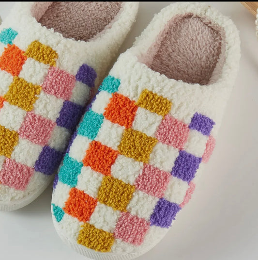 Checkered slippers