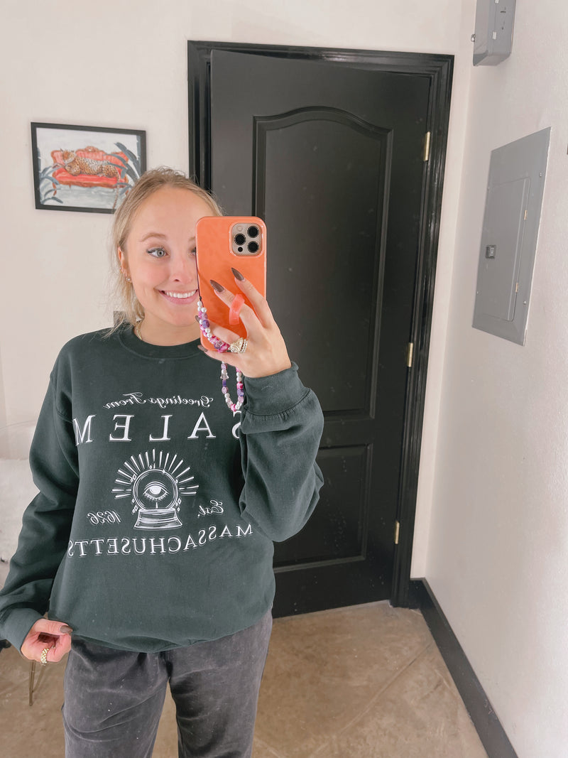 Salem Pullover