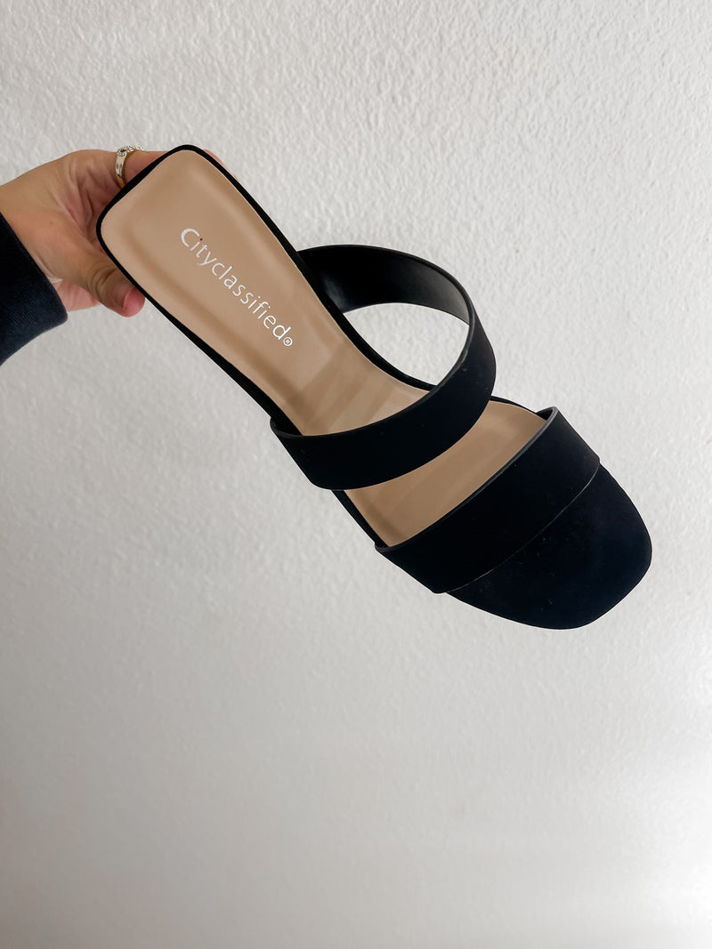 Black mini heel